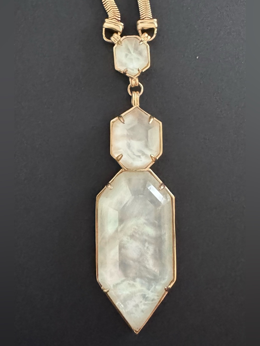 Retired Kendra Scott Wyatt Long Pendant Necklace Gold and Ivory Mother of Pearl - Picture 2 of 2